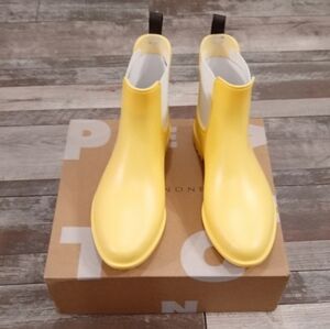 Planone Yellow Short Chelsea Rain Boots Size 8.5